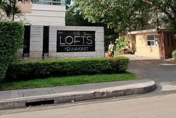 Two bedroom condo for rent at The Lofts Yennakart