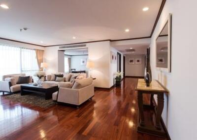 Four Bedroom Apartment for rent at Mayfair Garden