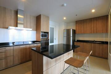 2 bedroom apartment for rent at 31 Residence