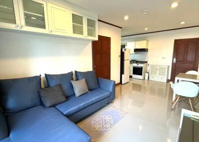 1 bedroom condo for rent at Saranjai Mansion