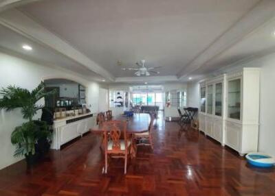 4 bedroom apartment for rent at G.M. Mansion