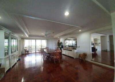 4 bedroom apartment for rent at G.M. Mansion