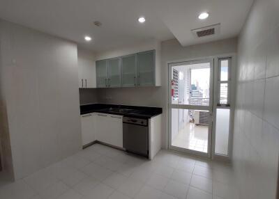 3 bedroom apartment for rent at GM Height