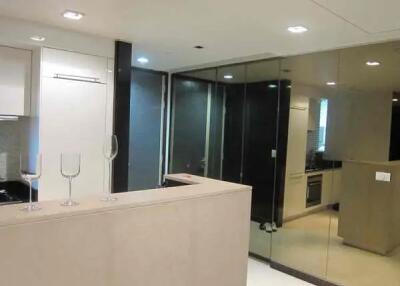 2 bedroom condo for sale at Manhattan Chidlom