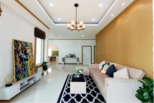 368 Sqm., 3 Beds, 2 Baths Townhouse listed for ฿ 3,990,000.