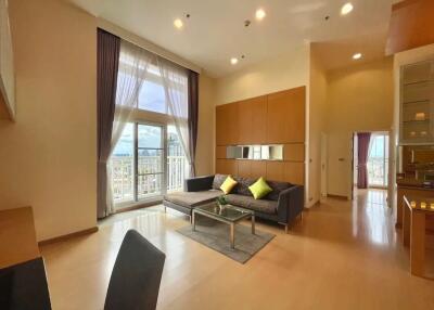 3 bedroom penthouse for sale and rent at 59 Heritage