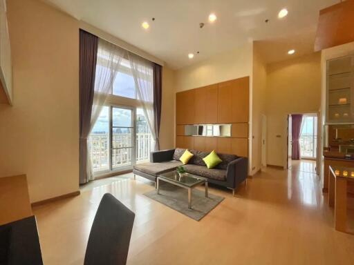 3 bedroom penthouse for sale and rent at 59 Heritage