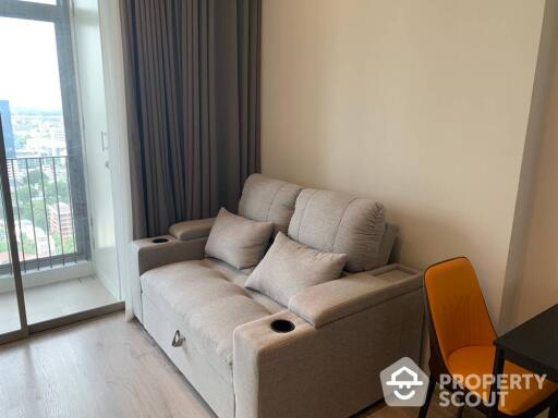 1-BR Condo at Rhythm Ekkamai Estate near BTS Thong Lor