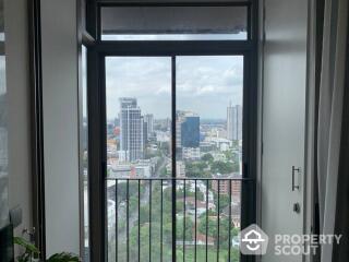 1-BR Condo at Rhythm Ekkamai Estate near BTS Thong Lor