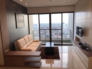 1 bed Condo in The Emporio Place Khlongtan Sub District C020460