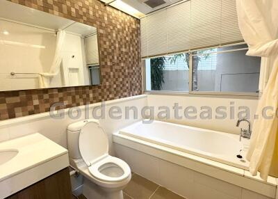 Spacious 2-Bedrooms with private terrace - Asok BTS