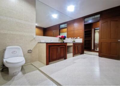 605 Sqm., 3 Beds, 3 Baths House listed for ฿ 9,900,000.