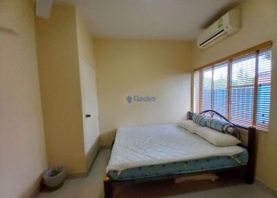 3 Bedrooms House East Pattaya H009396
