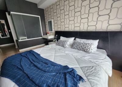 The Seed Mingle near BTS Chong Nonsi 1-Bedroom 1-Bathroom Fully-Furnished Condo for Rent