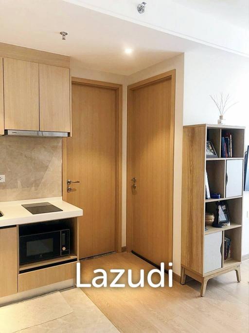 1Bed 1Bath 32 SQ.M Regal Condo Sathorn-Naradhiwa