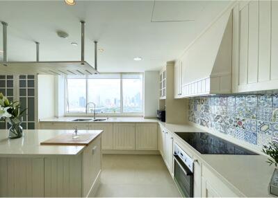 Luxury penthouse with stunning views in Sukhumvit Soi 22. - 920071058-268