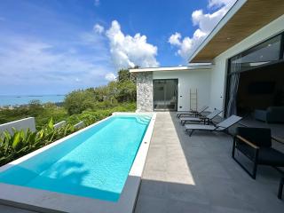 3 bedrooms sea-view pool villa in Bophut hill