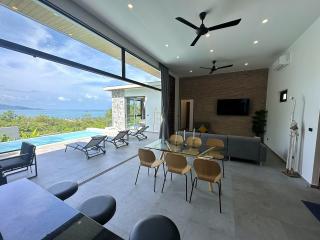 3 bedrooms sea-view pool villa in Bophut hill