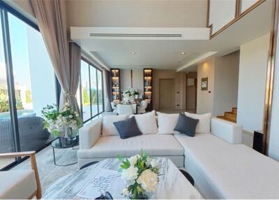 282 Sqm., 4 Beds, 5 Baths Townhouse listed for ฿ 9,900,000.