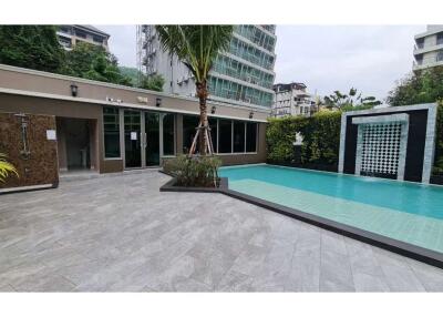 27 Sqm., 1 Bed, 1 Bath Townhouse listed for ฿ 1,699,000.