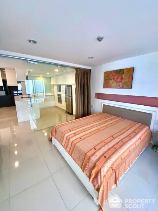 2-BR Condo at Sukhumvit House Condominium near MRT Sukhumvit