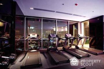 1-BR Condo at Rhythm Sathorn near BTS Saphan Taksin