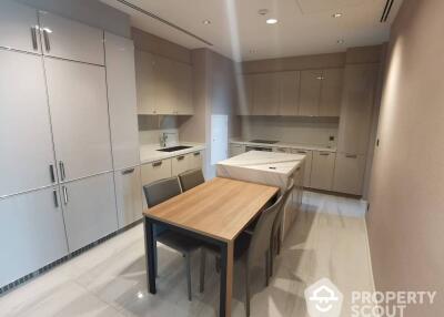 2-BR Condo at Kraam Sukhumvit 26 near BTS Phrom Phong (ID 515366)