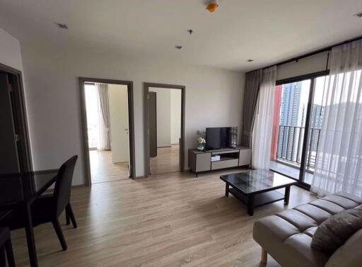 2 bed Condo in The Base Garden Rama 9 Huamak Sub District C020203