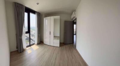 2 bed Condo in The Base Garden Rama 9 Huamak Sub District C020203