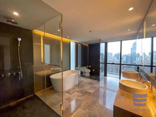 Hansar Rajdamri Penthouse 3 Bedrooms 3 Bathrooms For Rent