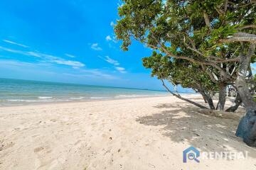 ขายคอนโดพัทยาติดทะเล Sunshine Beach Condote คอนโดสามารถเดินลงทะเลได้