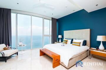 Beachfront Penthouse in Wongamat with Private Beach Access for Sale!