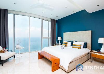 Beachfront Penthouse in Wongamat with Private Beach Access for Sale!