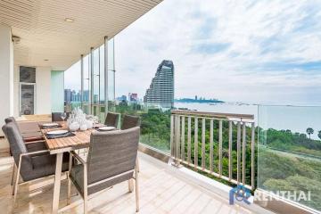 Beachfront Penthouse in Wongamat with Private Beach Access for Sale!