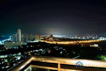 สำหรับ ขาย คอนโด 2 ห้องนอน ที่ Reflection Jomtien Beach