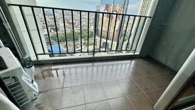 2-Bedroom Condo Rama 9 Well-Maintained