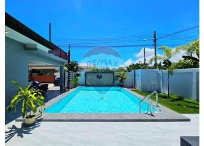 Brand New Pool Villa, 3 Bed 2 Bath in Hua Hin Soi - 920601001-226