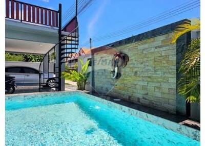 Brand New Pool Villa, 3 Bed 2 Bath in Hua Hin - 920601001-226