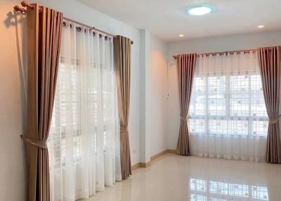 House for sale in Chonburi, newly renovated, Mantra Village.