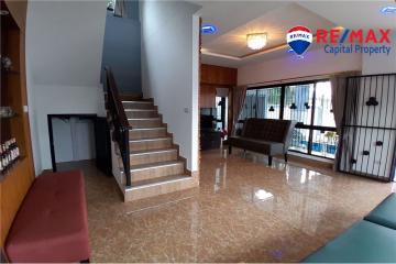 2-story house near Soi Wat Bunkanchanaram for Sale