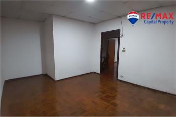 Townhouse for sale 2 bedrooms 2 bathrooms in Nong Prue