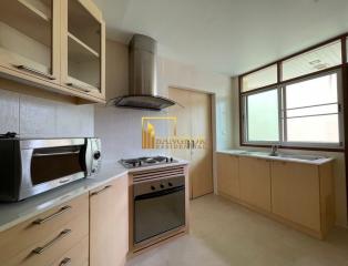 Expansive 3 Bedroom Pet Friendly Apartment in Phrom Phong