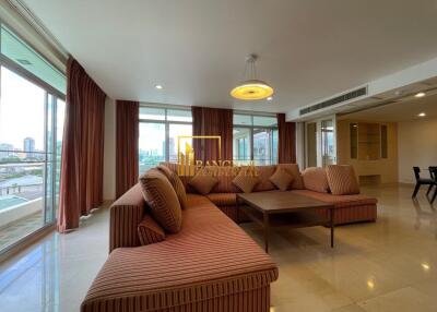 Expansive 3 Bedroom Pet Friendly Apartment in Phrom Phong