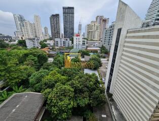 Conveniently Located 2 Bedroom Apartment in Asoke