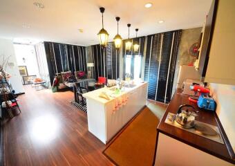 2 Bedroom Penthouse Apartment in Phrom Phong