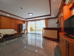 2 Bedroom Apartment in Phrom Phong