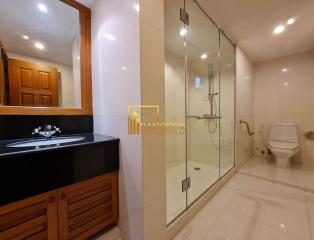 3 Bed Apartment in Phrom Phong