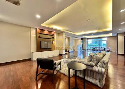 Remarkable 2 Bedroom Apartment in Sathorn
