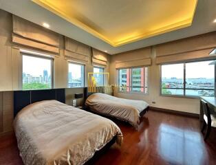 Remarkable 2 Bedroom Apartment in Sathorn