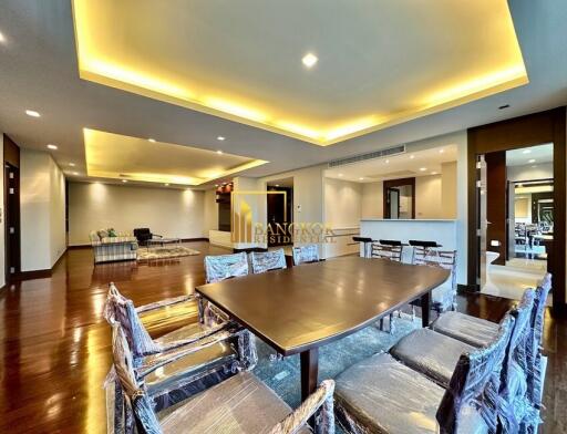 Remarkable 2 Bedroom Apartment in Sathorn